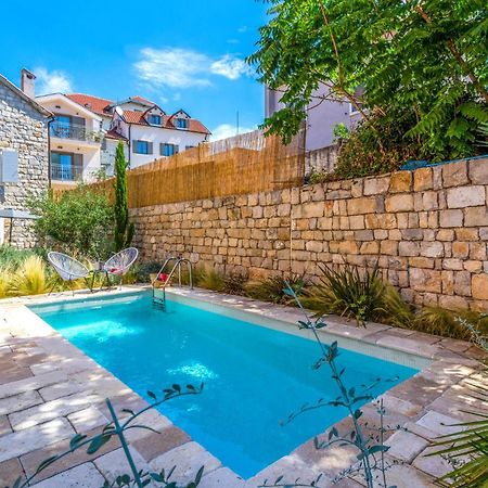 Stunning Home In Split With Outdoor Swimming Pool Exterior foto